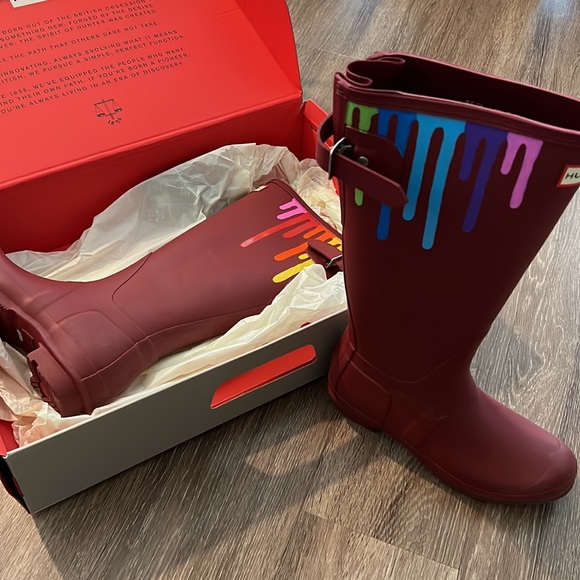 NWT * Custom Hunter Boots - Picture 1 of 3